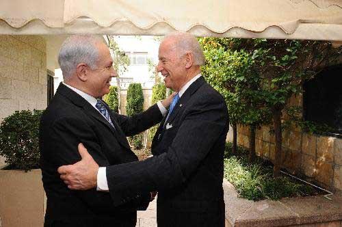 Israeli&nbsp;Prime&nbsp;Minister&nbsp;Benjamin&nbsp;Netanyahu&nbsp;(L)&nbsp;greets&nbsp;visiting&nbsp;U.S.&nbsp;Vice&nbsp;President&nbsp;Joe&nbsp;Biden&nbsp;before&nbsp;their&nbsp;meeting&nbsp;at&nbsp;Netanyahu's&nbsp;residence&nbsp;in&nbsp;Jerusalem,&nbsp;March&nbsp;9,&nbsp;2010.&nbsp;(Xinhua/GPO)