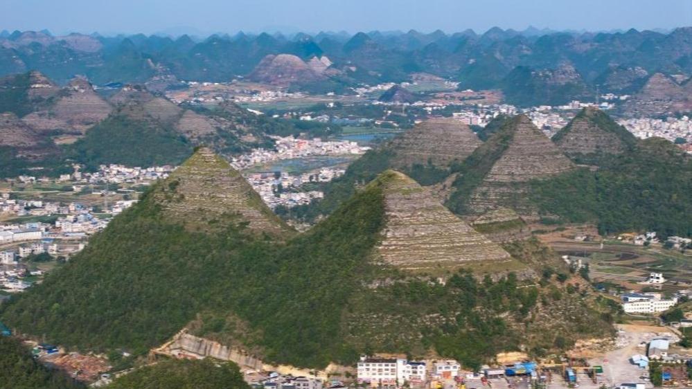 Scenery of pyramid-shaped hills in Guizhou, SW China
