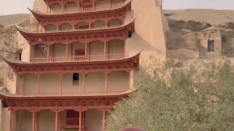 Three key words about Dunhuang dance: delicate, ethereal, and mesmerizing