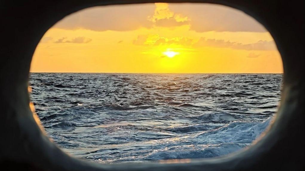 Sunset view over waters surrounding Xisha Islands, S China's Hainan