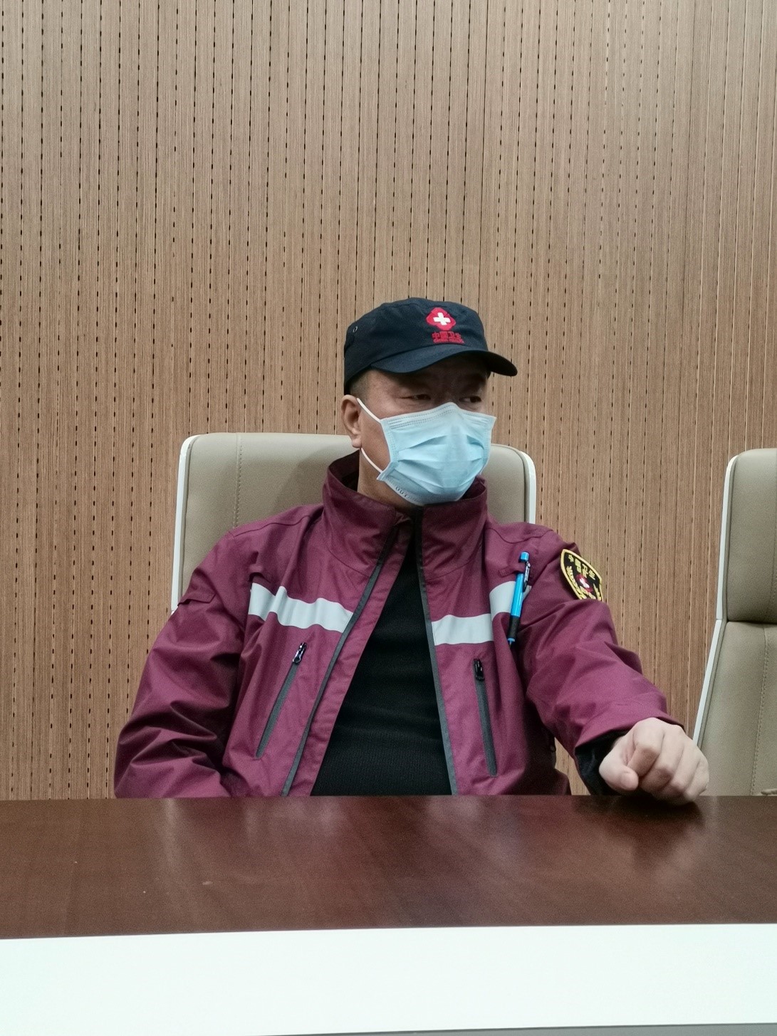 陕西省第一批援武汉医疗队队长、陕西省人民医院副院长易智