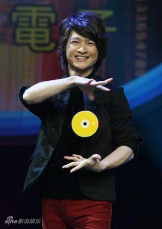 University&nbsp;students&nbsp;from&nbsp;the&nbsp;Chinese&nbsp;mainland,&nbsp;Hong&nbsp;Kong,&nbsp;Taiwan,&nbsp;and&nbsp;Macao,&nbsp;who&nbsp;are&nbsp;also&nbsp;magic&nbsp;lovers,&nbsp;enjoyed&nbsp;their&nbsp;biggest&nbsp;event&nbsp;of&nbsp;the&nbsp;year.&nbsp;They&nbsp;had&nbsp;a&nbsp;close-up&nbsp;exchange&nbsp;with&nbsp;international&nbsp;magicians&nbsp;at&nbsp;the&nbsp;Third&nbsp;University&nbsp;Student&nbsp;Magic&nbsp;Exchange&nbsp;in&nbsp;Beijing.&nbsp;