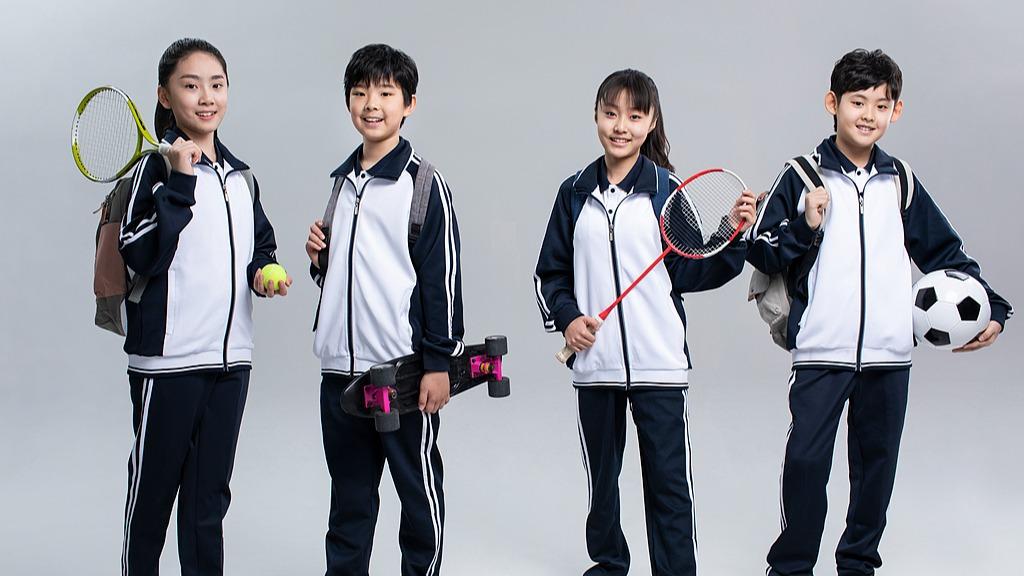 让孩子们“身上有汗、眼里有光”