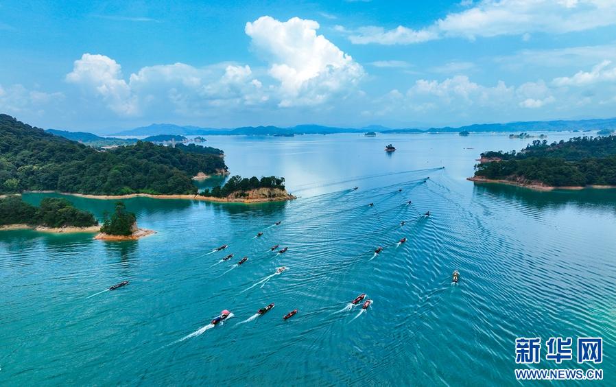 广东河源万绿湖开渔迎丰收