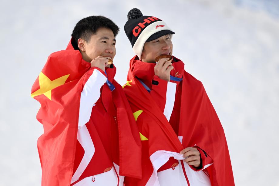 [图]自由式滑雪男子空中技巧 王心迪夺冠李天马摘铜