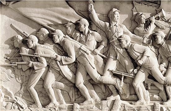 刘开渠 人民英雄纪念碑浮雕《胜利渡长江 解放全中国》（局部） 1958年立于北京天安门广场