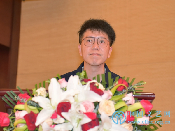 中国文联美术艺术中心活动管理处副处长安明在启动仪式上致辞