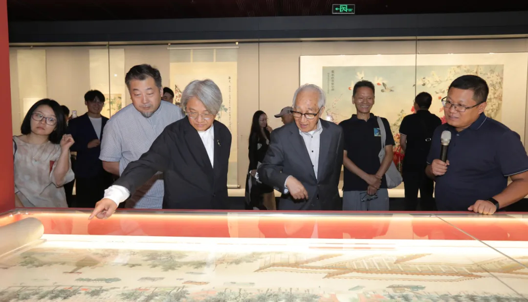 “江山如画——北京画院典藏精品展”华彩开幕_央博_央视网(cctv.com)