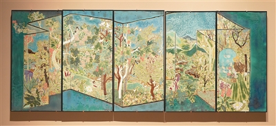 展览上的陶瓷作品