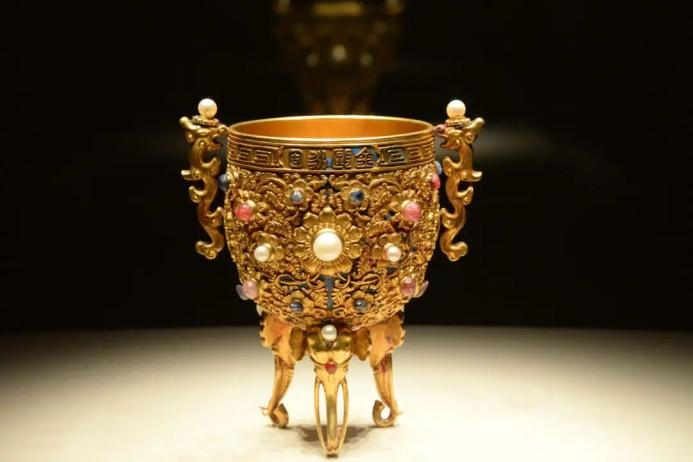 清乾隆 金瓯永固杯